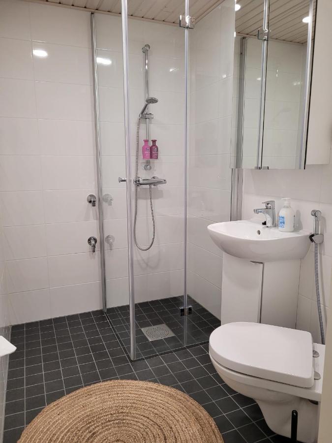 Nordica Downtown Apartment โรวานิเอมิ ภายนอก รูปภาพ